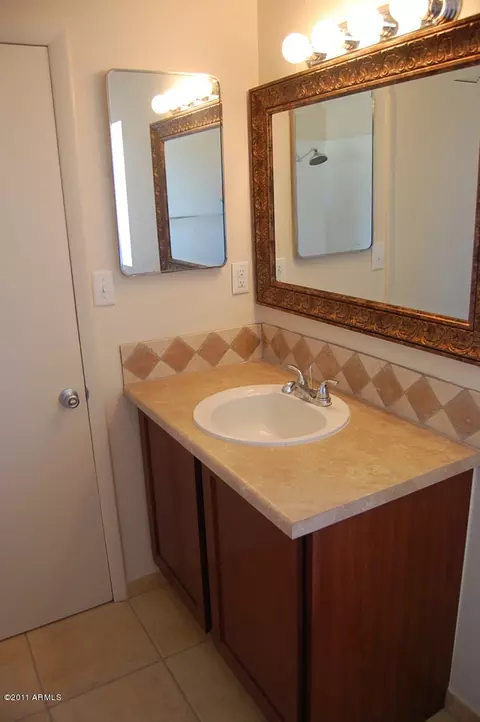 514 E Taylor St, Tempe, AZ 85288 photo 8