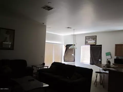5503 S 41st Pl, Phoenix, AZ 85040 photo 3