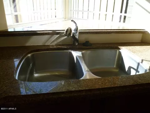 612 E Pepper Pl, Mesa, AZ 85203 photo 6