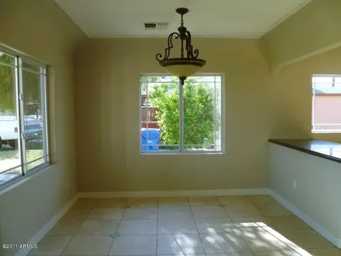 612 E Pepper Pl, Mesa, AZ 85203 photo 2