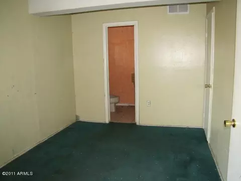 2014 N 38th Dr, Phoenix, AZ 85009 photo 6