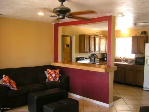 7911 E 4th Ave, Mesa, AZ 85208 photo 2