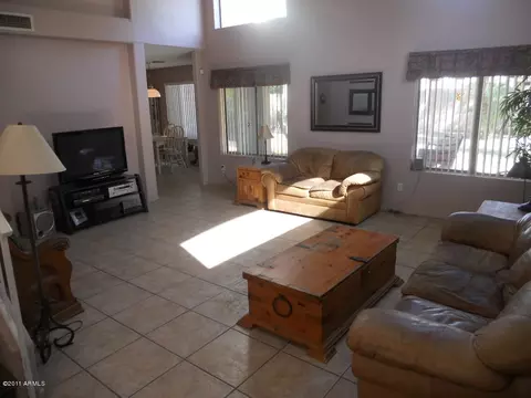 4686 E Lavender Ln, Phoenix, AZ 85044 photo 3