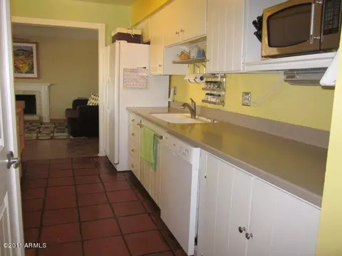 2337 E Paradise Dr, Phoenix, AZ 85028 photo 8