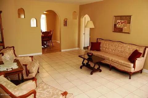 2519 E Roma Ave, Phoenix, AZ 85016 photo 6