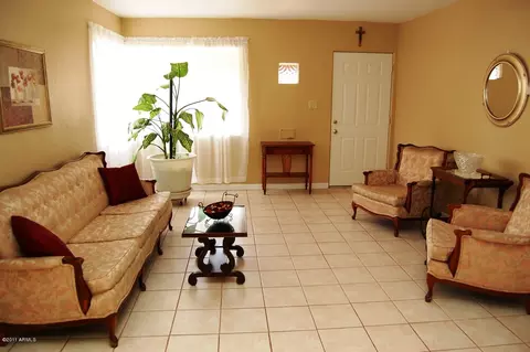 2519 E Roma Ave, Phoenix, AZ 85016 photo 7