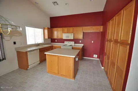 603 S 111th Pl, Mesa, AZ 85208 photo 2