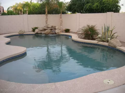 967 S Oak St, Gilbert, AZ 85233 photo 3
