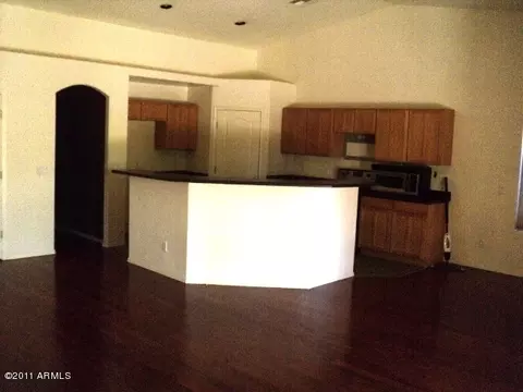 2525 W Darrel Rd, Phoenix, AZ 85041 photo 2