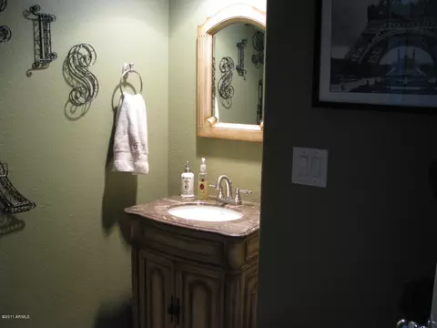 750 E Sack Dr, Phoenix, AZ 85024 photo 5