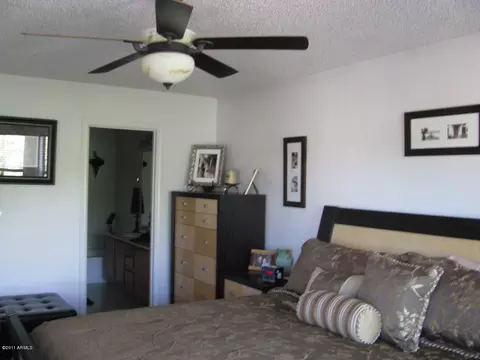 750 E Sack Dr, Phoenix, AZ 85024 photo 6