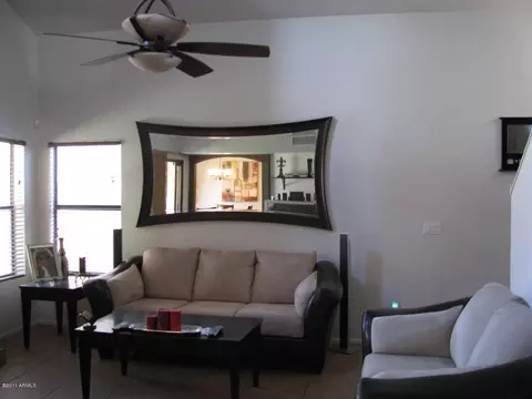 750 E Sack Dr, Phoenix, AZ 85024 photo 3