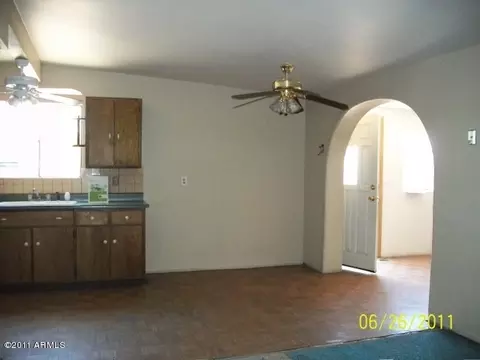 60 E Ivy St, Mesa, AZ 85201 photo 3