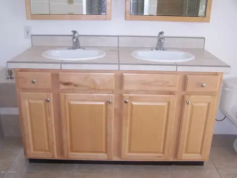 2839 E Utopia Rd, Phoenix, AZ 85050 photo 23