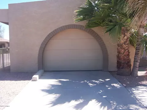2839 E Utopia Rd, Phoenix, AZ 85050 photo 4