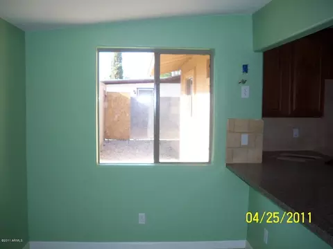 556 S Copper Dr, Apache Junction, AZ 85120 photo 9