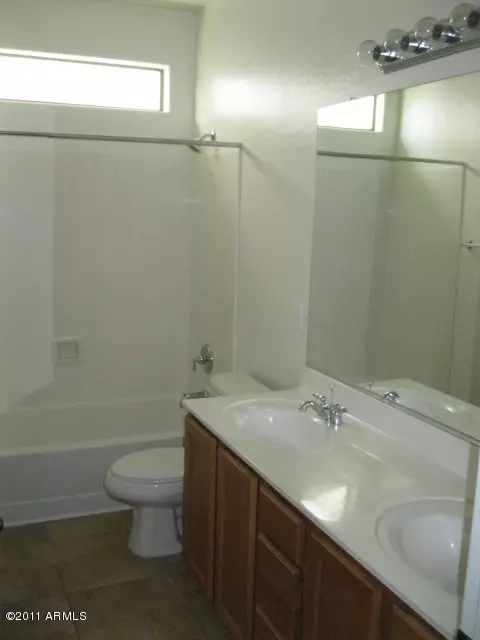 3685 S Vineyard Ave, Gilbert, AZ 85297 photo 17