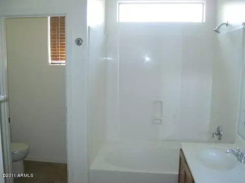 3685 S Vineyard Ave, Gilbert, AZ 85297 photo 11