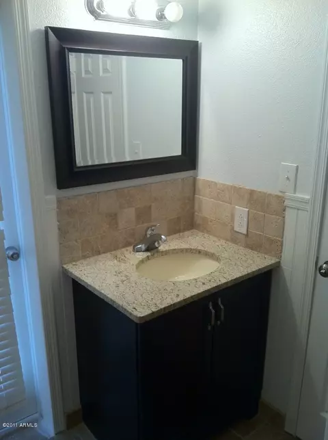 2124 E Carson Dr, Tempe, AZ 85282 photo 11