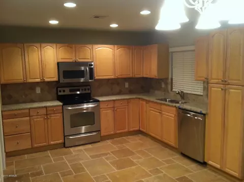 2124 E Carson Dr, Tempe, AZ 85282 photo 7