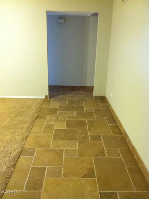 2124 E Carson Dr, Tempe, AZ 85282 photo 4