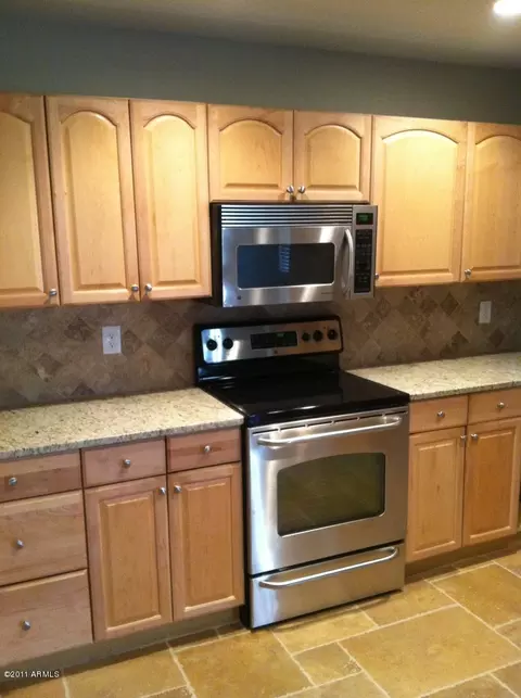 2124 E Carson Dr, Tempe, AZ 85282 photo 5