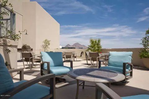 2402 Esplanade Ln #305, Phoenix, AZ 85016 photo 25