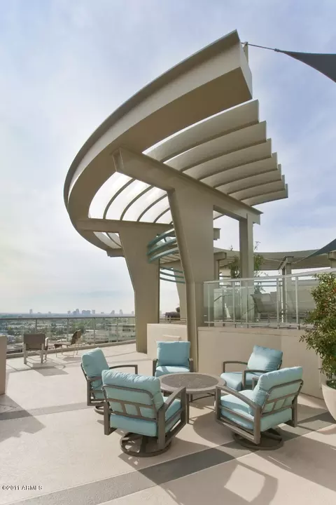 2402 Esplanade Ln #305, Phoenix, AZ 85016 photo 12