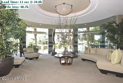 2402 Esplanade Ln #305, Phoenix, AZ 85016 photo 6