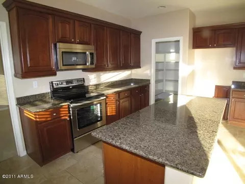 4500 S Cobblestone St, Gilbert, AZ 85297 photo 4