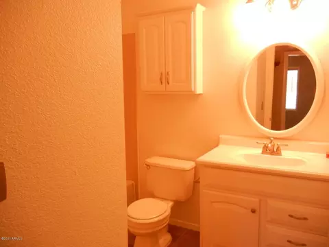 306 E Leah Ln, Gilbert, AZ 85234 photo 9