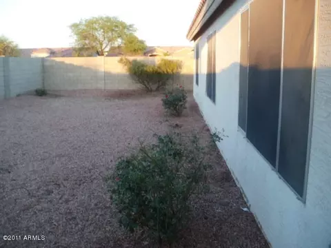 1916 E Darrel Rd, Phoenix, AZ 85042 photo 2