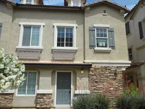 1303 S Owl Dr, Gilbert, AZ 85296 photo 2