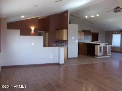 4865 N Apache Dr, Apache Junction, AZ 85120 photo 9