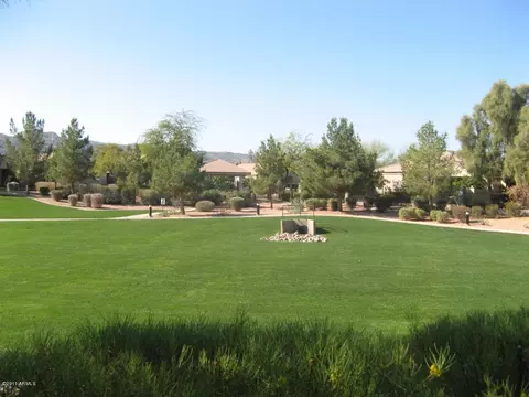 3249 E Maldonado Dr, Phoenix, AZ 85042 photo 2