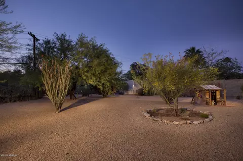 4310 E Saint Joseph Way, Phoenix, AZ 85018 photo 39