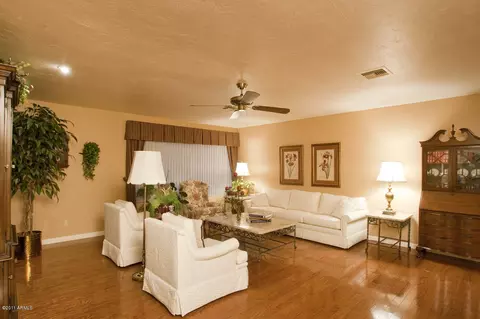 4310 E Saint Joseph Way, Phoenix, AZ 85018 photo 18