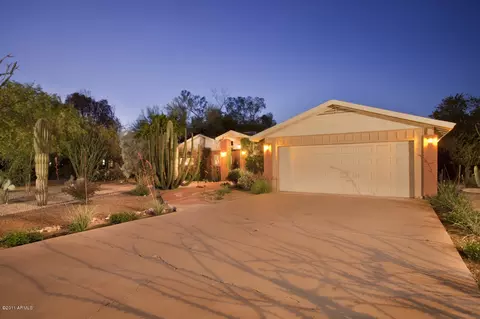 4310 E Saint Joseph Way, Phoenix, AZ 85018 photo 6
