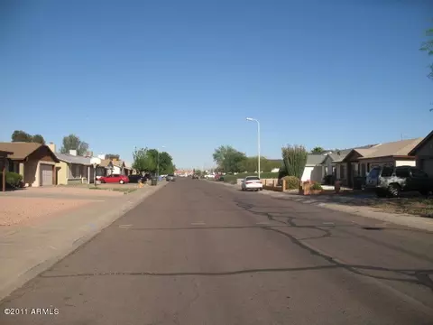 1421 E Carter Rd, Phoenix, AZ 85042 photo 2