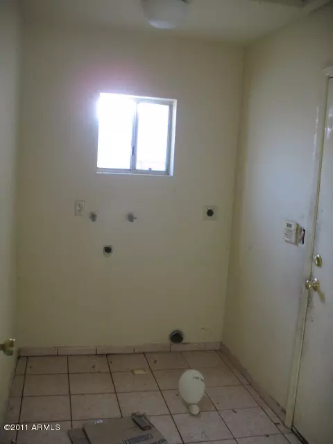 1421 E Carter Rd, Phoenix, AZ 85042 photo 17