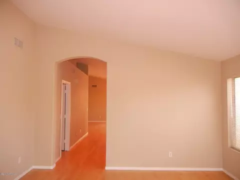 944 E Baylor Ln, Gilbert, AZ 85296 photo 3