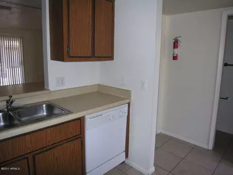 2807 E Marconi Ave, Phoenix, AZ 85032 photo 3
