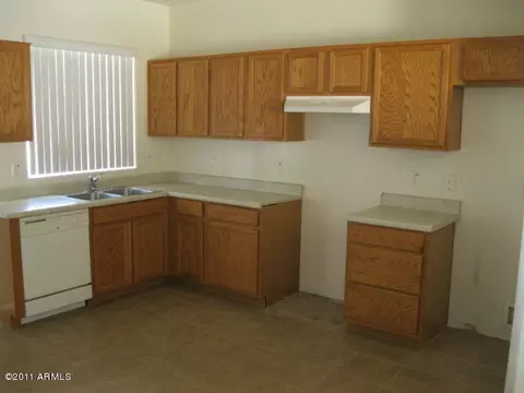 4532 E Del Rio St, Gilbert, AZ 85295 photo 5