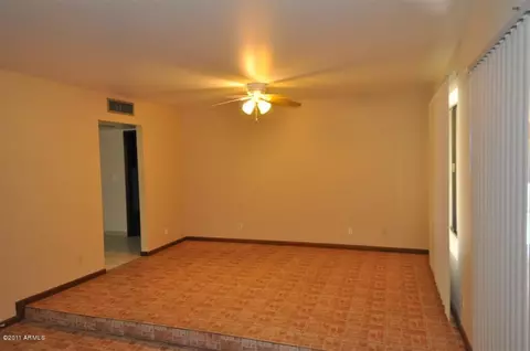 8515 W Cavalier Dr, Glendale, AZ 85305 photo 5