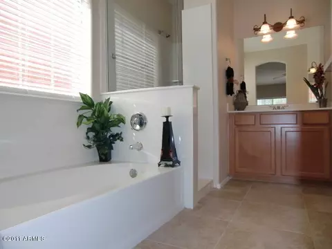 3720 E Mitchell Dr, Phoenix, AZ 85018 photo 20