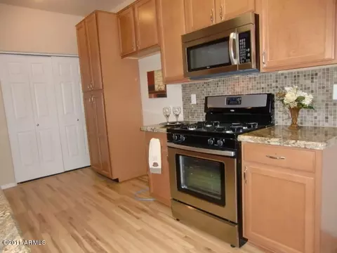 3720 E Mitchell Dr, Phoenix, AZ 85018 photo 7