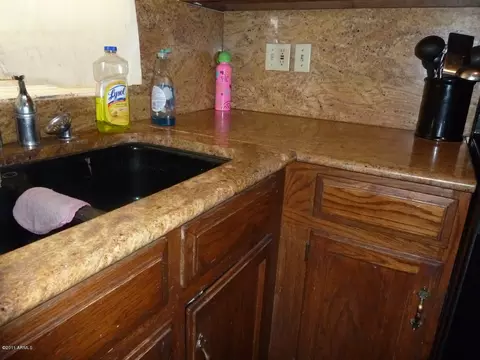 4210 E Grove St, Phoenix, AZ 85040 photo 8