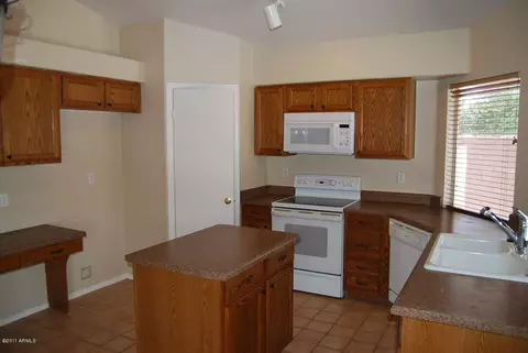 7431 E Navarro Ave, Mesa, AZ 85209 photo 4
