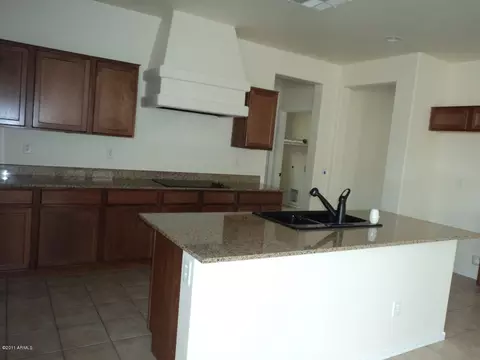 2737 E Shannon St, Gilbert, AZ 85295 photo 9