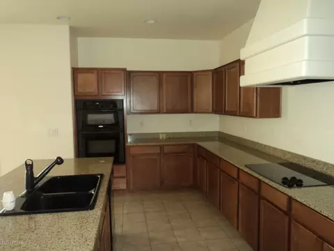 2737 E Shannon St, Gilbert, AZ 85295 photo 3
